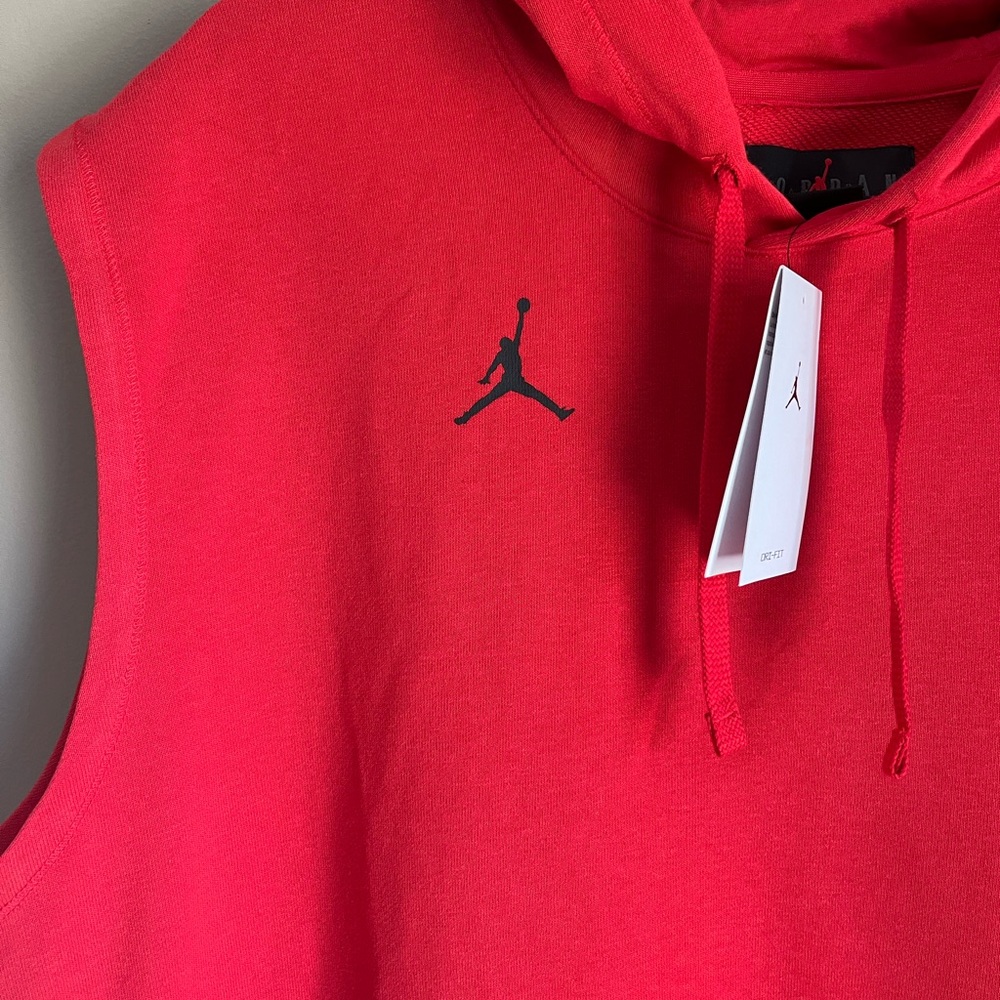 Jordan Dri-Fit sleeve less hoodie - Picture 2 of 3